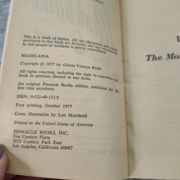 Madelaina by Michaela Morgan 1977 1st Printing Pinnacle Books Paperback - Picture 3 of 14